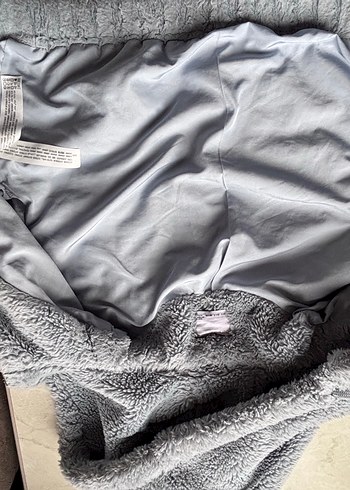 Gri Kapüşonlu Peluş Kadın mont - Görsel 8