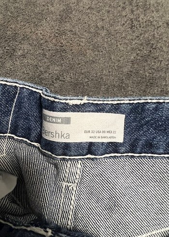 Bershka Denim Şort - Görsel 3