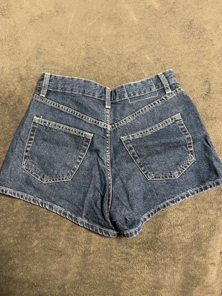 Bershka Denim Şort - Görsel 2