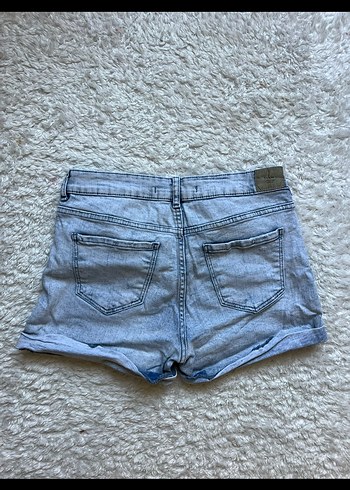 Bershka Bağlama Desenli Mini Denim Şort - Görsel 2