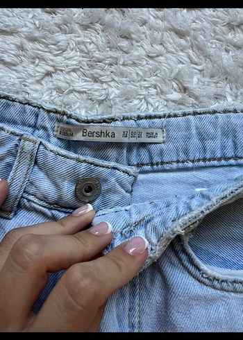 Bershka Nakışlı Bohem Mavi Mini Kot Şort - Görsel 2