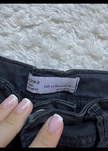 BershkaSiyah Salaş Mini Kadın Denim Şort - Görsel 2