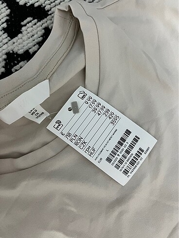 l Beden H&M tişört