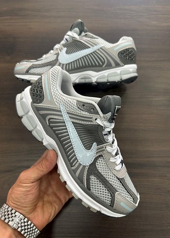 Gri Bağcıklı unisex Spor Ayakkabı