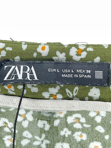 l Beden yeşil Renk Zara Mini Şort %70 İndirimli.