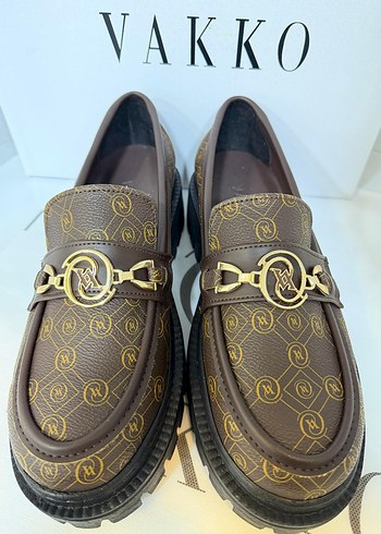 Vakko Beyaz Desenli Kadın babet - Görsel 3