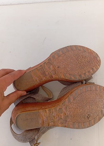 39 Beden gri Renk Diger Bej Dolgu Topuklu Kadın Sandalet