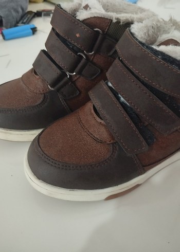 Kahverengi Erkek Çocuk Kürklü Spor Bot - Görsel 5