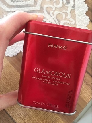 Farmasi glamorous parfüm