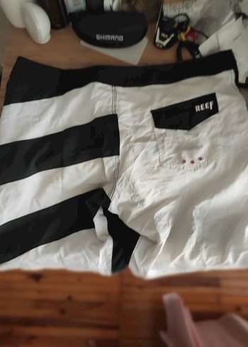 REEF DENİZ ŞORTU ARKA CEP detaylı 2xl bel çevresi 104 cm - Görsel 2