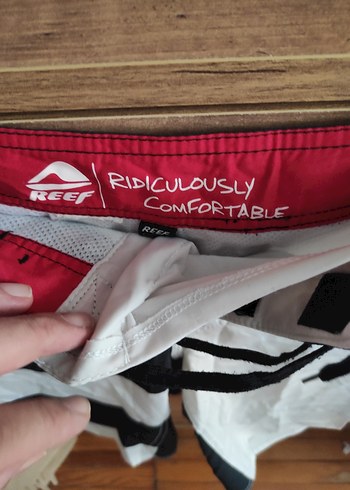 REEF DENİZ ŞORTU ARKA CEP detaylı 2xl bel çevresi 104 cm - Görsel 4