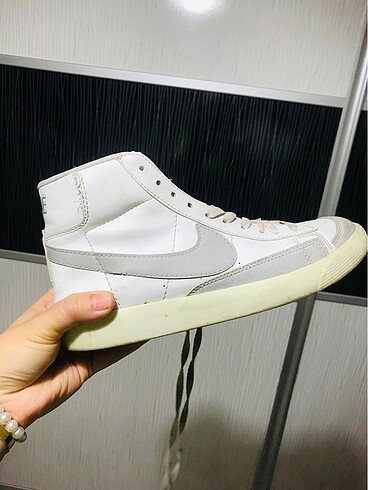 Az kullanılmış blazer ayakkabı (orjinal değildir)
