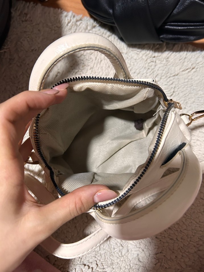 Beyaz Deri Paris Sokak Stili Mini Çanta - Görsel 2