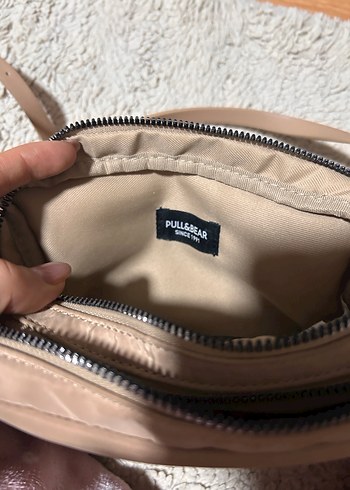 Orijinal Pull Bear Bej Kadın Fermuarlı Çapraz Çanta - Görsel 2