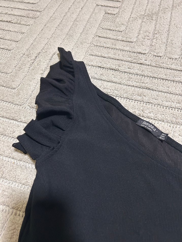 Bershka Tek Omuz Drapeli Siyah Midi Elbise - Görsel 3