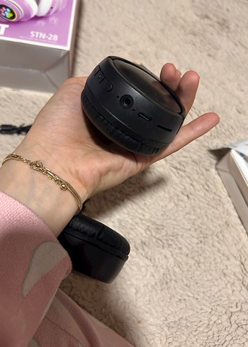 Koyu Siyah Kablosuz Kulaklık - Görsel 4