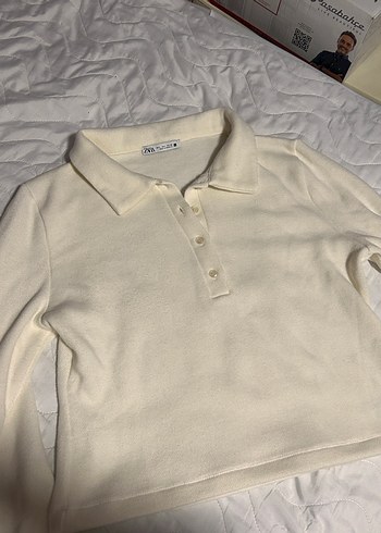 Zara Düğmeli Yumuşak Kazak - Görsel 3