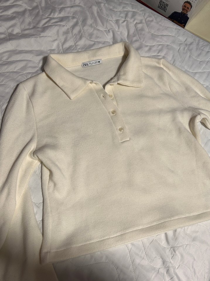 Zara Düğmeli Yumuşak Kazak - Görsel 2