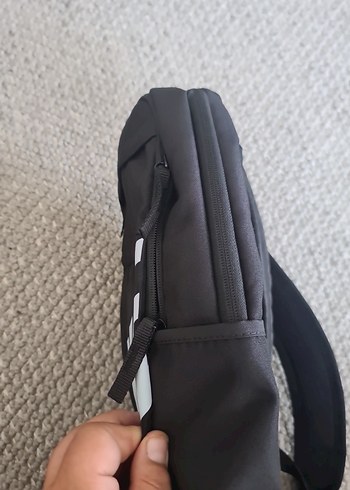 Beden siyah Renk Nike Siyah Fermuarlı Sırt Çantası