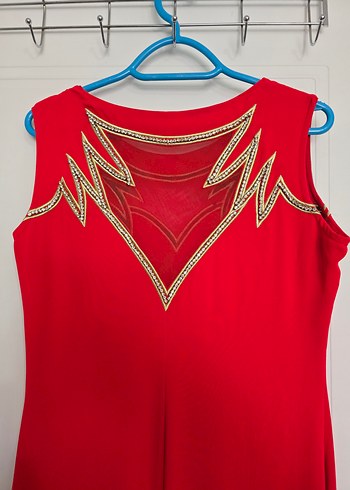 Kırmızı Nakışlı Midi Abiye Elbise - Görsel 4