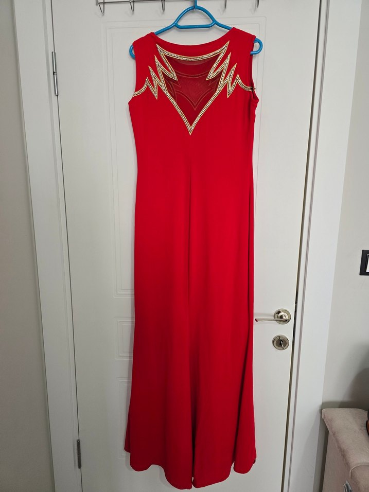 Kırmızı Nakışlı Midi Abiye Elbise - Görsel 3