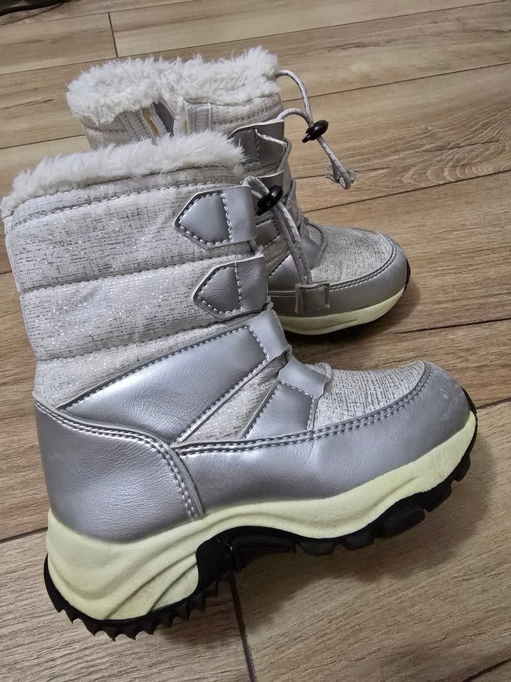 Kız Çocuk Gri Metalik Tokalı Bot - Görsel 5