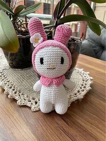 My Melody Amigurumi Örgü Peluş Oyuncak