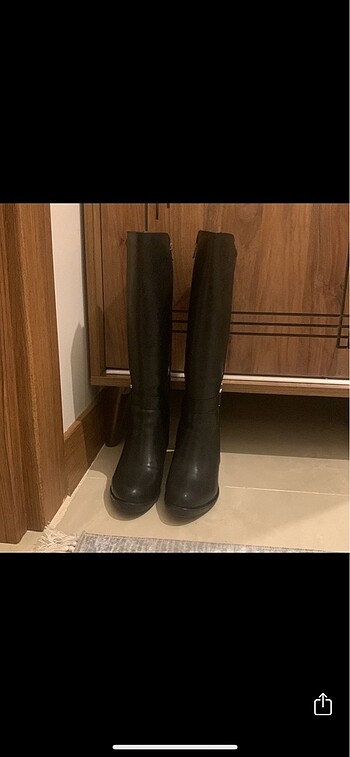 Kısa Topuklu Çizme