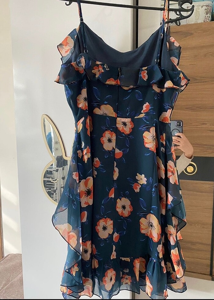 Çiçekli elbise - Görsel 2