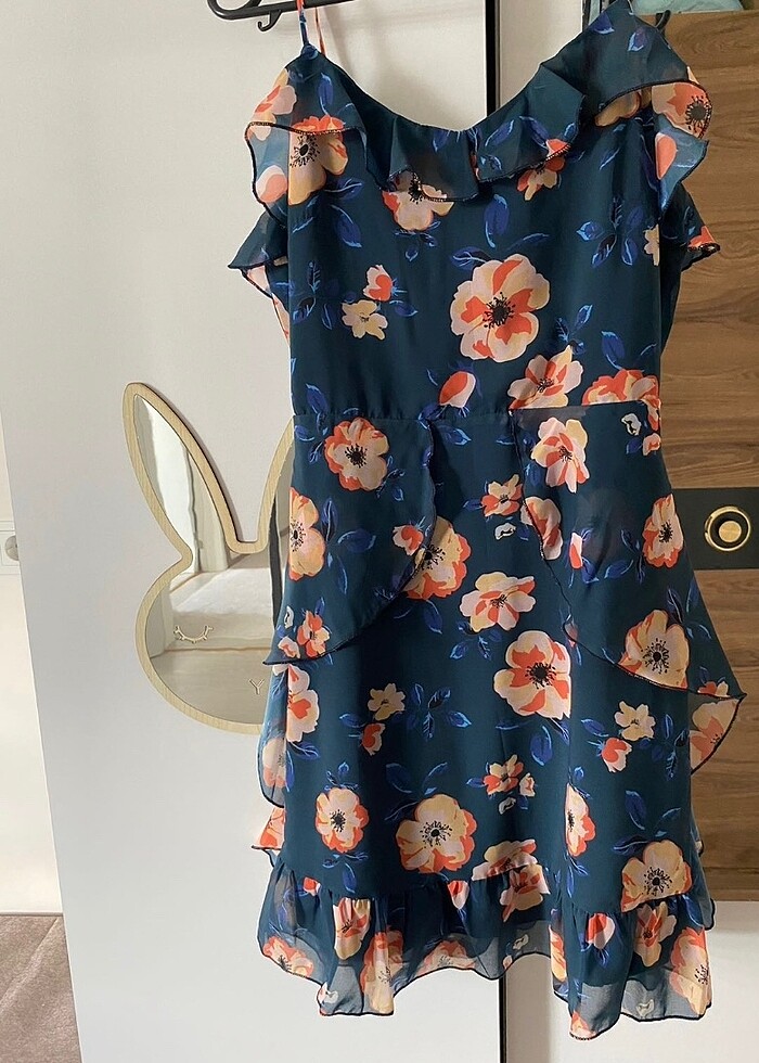 Çiçekli elbise - Görsel 3