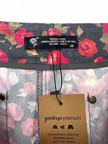 38 Beden çeşitli Renk Versace 19.69 Düz Kesim %70 İndirimli.
