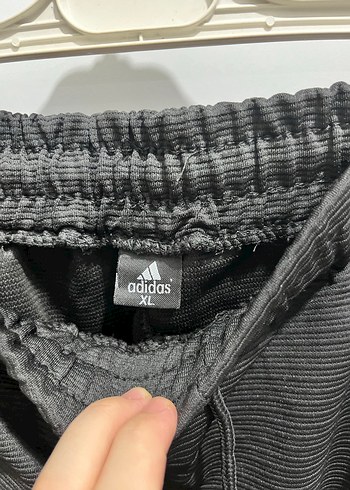 Adidas Siyah Fermuarlı Erkek Eşofman Altı - Görsel 3