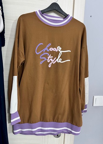 Zincir Detaylı Kadın Kahverengi Sweatshirt - Görsel 2