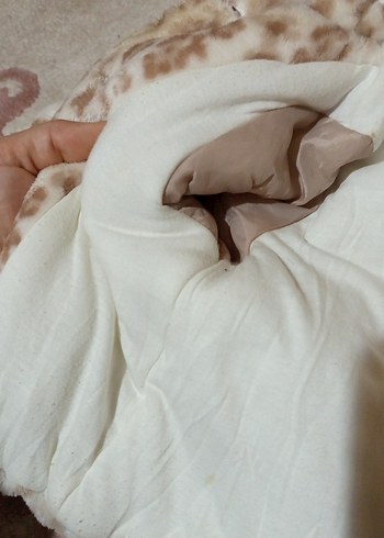 Kürklü Kapüşonlu Kız Çocuk Mont - Görsel 5