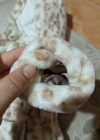 Kürklü Kapüşonlu Kız Çocuk Mont - Görsel 10