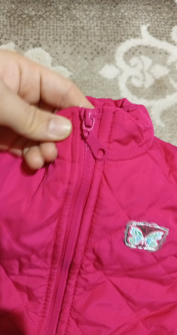 Kız Çocuk Pembe Kürklü Nakışlı Yelek - Görsel 4