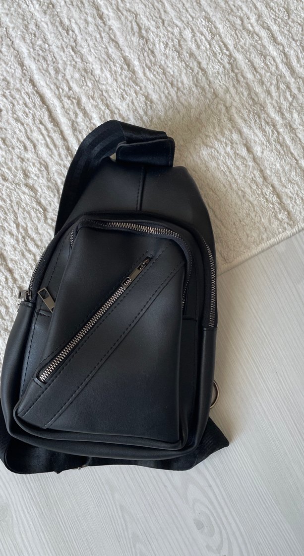 Siyah Deri Kadın Biker Çapraz Çanta - Görsel 3