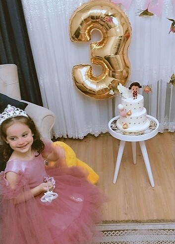 4 Yaş Beden Tacı ile srrkez giyildi