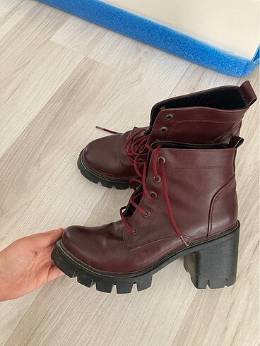 Diğer Kadın bot