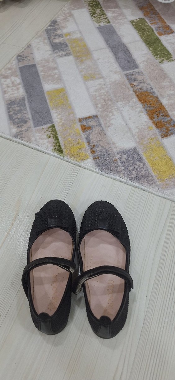 Kız Çocuk Siyah Tokalı Babet Ayakkabı - Görsel 4