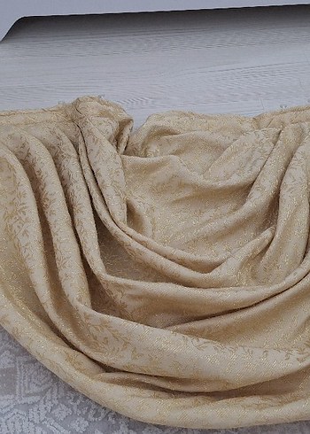 İşlemeli Bej Parlak Fon Perde - Görsel 2