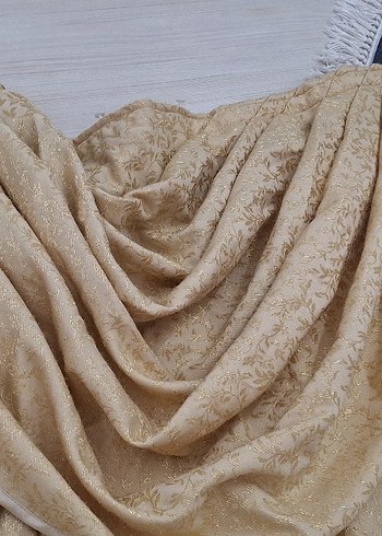 İşlemeli Bej Parlak Fon Perde - Görsel 3