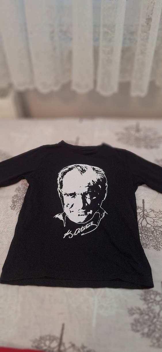 Atatürk Siyah Baskılı Uzun Kollu Sweatshirt - Görsel 2