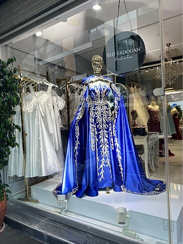 Saks kına kaftanı