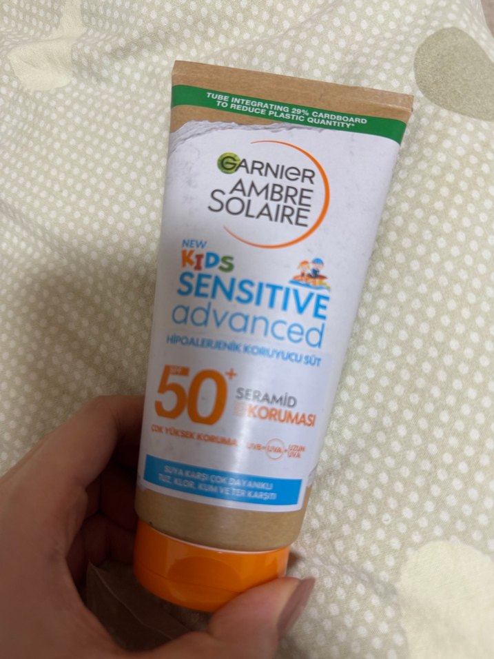 Garnier Ambre Solaire Çocuk Güneş Koruyucu Süt SPF50+ 175ml - Görsel 2