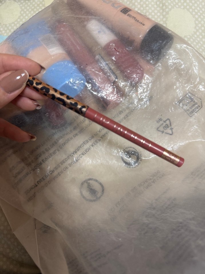 Stellary Otomatik Dudak Kalemi 04 Plum - Görsel 2