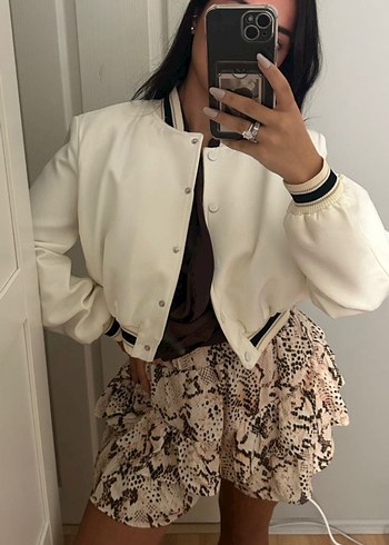 Düğmeli Beyaz bomber - Görsel 2