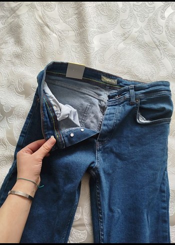 34 Beden Erkek Mavi Denim Kemerli Normal Kesim Pantolon