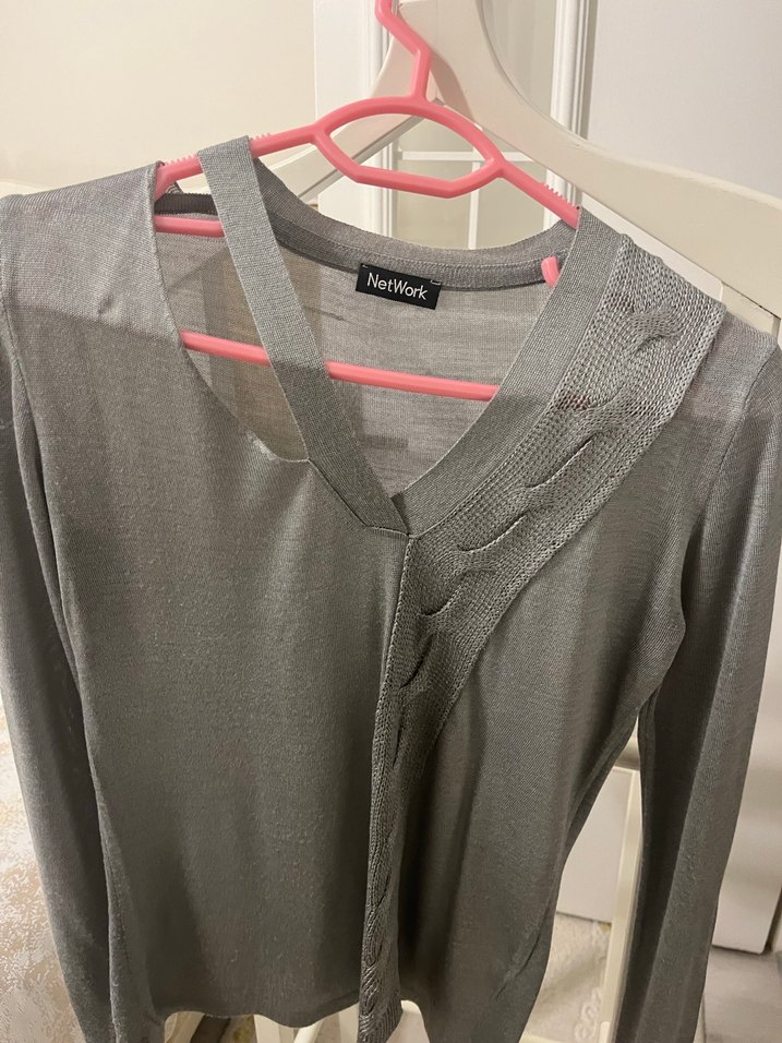 Gri NetWork Askılı Bluz - Görsel 2