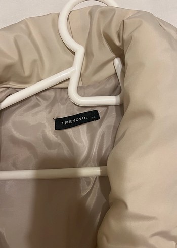 Düğmeli Bej Kadın Kışlık Ceket - Görsel 3